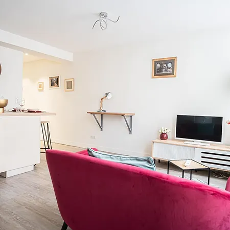 Elegant Center Cathedral * Reims