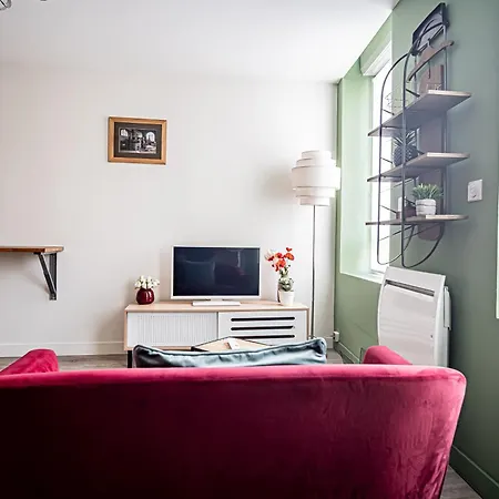 Elegant Center Cathedral * Reims