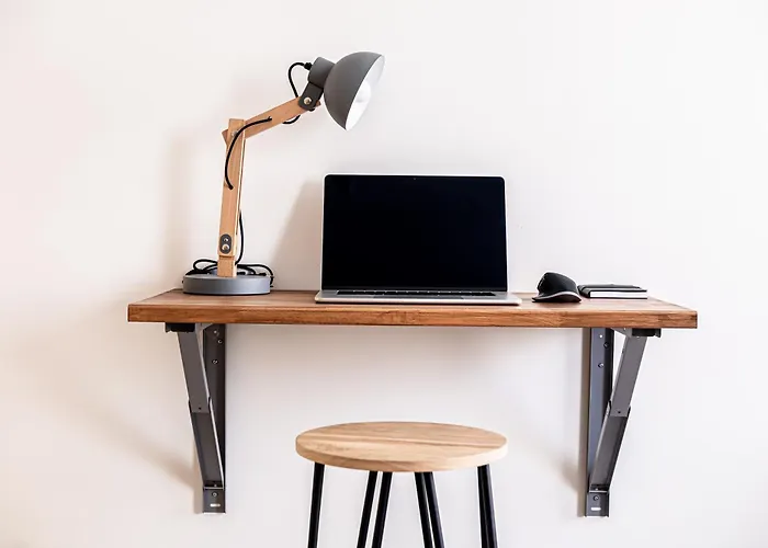 Elegant Center Cathedral Reims